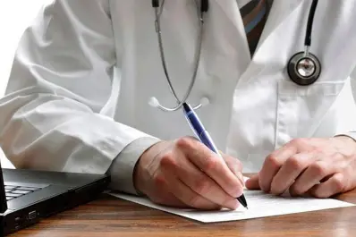 Otro golpe al bolsillo: las prepagas arrancan el año con un aumento en las cuotas