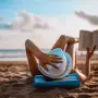 Qué leer en la playa: 10 libros que pueden conectarnos con la búsqueda -a veces infructuosa- de la felicidad