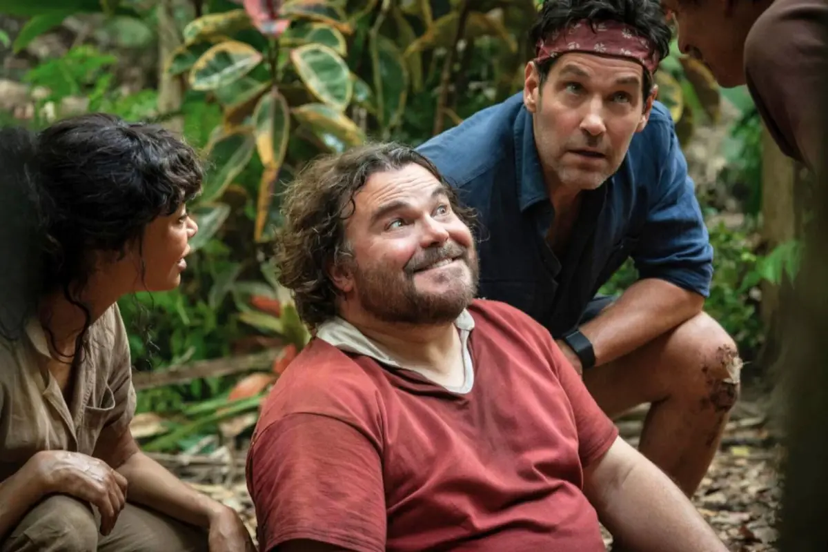 PROTAGONISTAS. Thandie Newton, Jack Black y Paul Rudd, unidos siguiendo su fanatísmo por “Anaconda”.