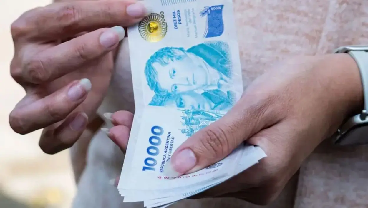 SIN CAPACIDAD DE AHORRO. Los trabajadores viven con lo justo y buscan otro empleo para mejorar ingresos.