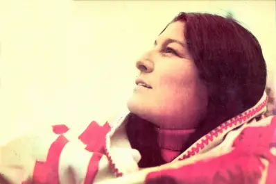 Mercedes lo sigue dando todo (y Tucumán le da tan poco)