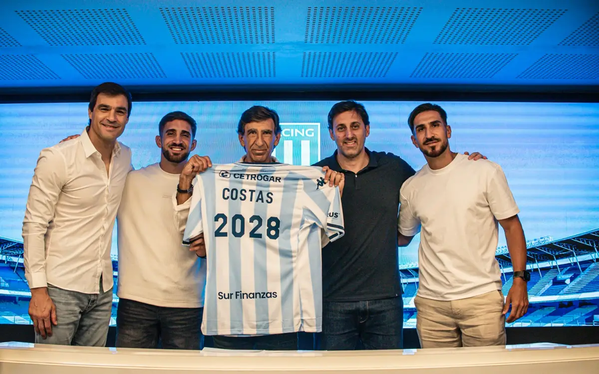 Racing confirmó la renovación de Gustavo Costas. 
