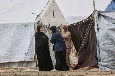 En Gaza, los desplazados “tiemblan de frío y miedo”