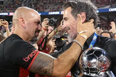 ¿Eduardo Domínguez se va de Estudiantes?