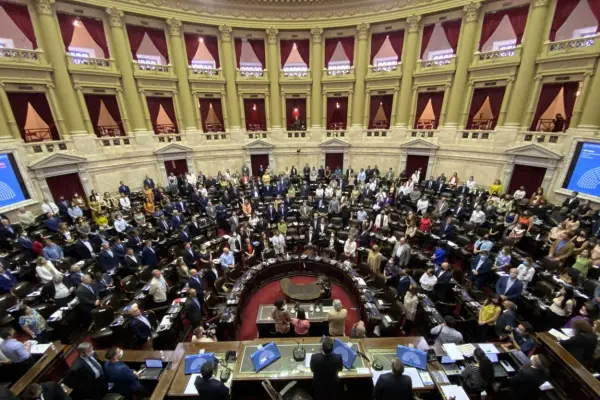 Milei se prepara para un febrero de reformas estructurales