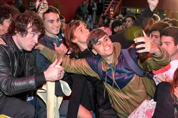 La confianza en Milei se consolida entre los jóvenes y cierra el 2025 en alza