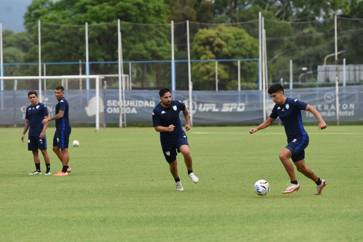 OTRA DUPLA. Como Díaz, Nicolás Laméndola también puede aprovechar la sociedad con Benítez.