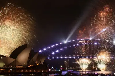 Año Nuevo 2026: a qué hora se podrán ver en Argentina los fuegos artificiales más espectaculares este 31 de diciembre