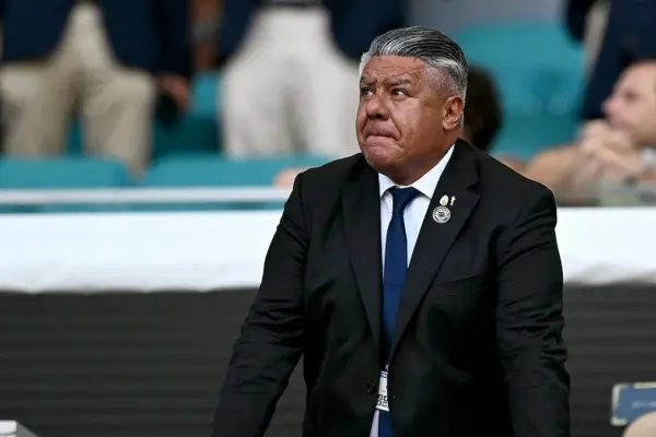 Escándalo en la AFA: Claudio Chiqui Tapia pagó millones por contratos que nunca se ejecutaron