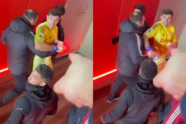 Video: el momento de furia del Dibu Martínez con hinchas del Arsenal que casi termina en escándalo