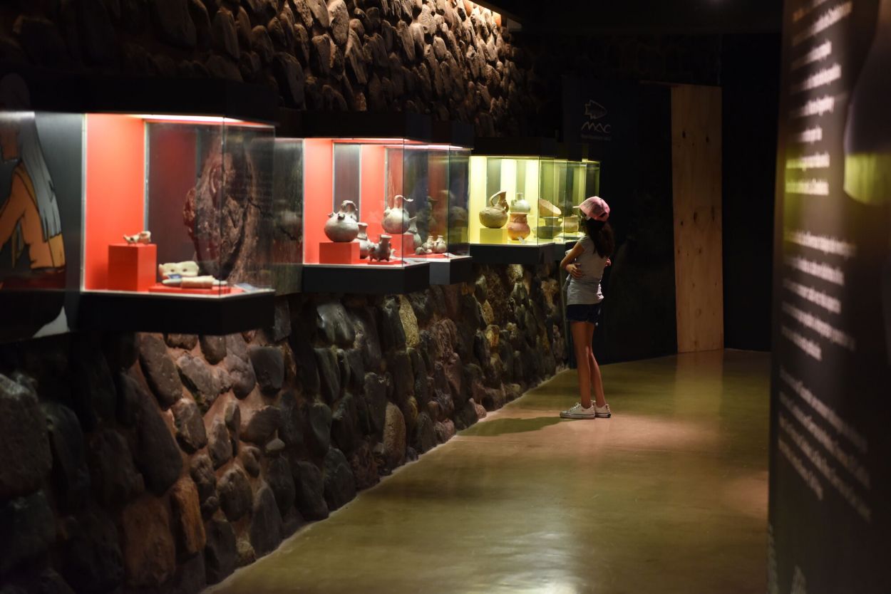 Temporada 2026 en El Cadillal: entre kayak, rappel y relax, ¿cuál es el presupuesto necesario para pasar un día en el dique?