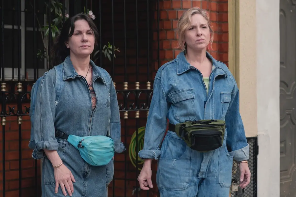 Nancy Dupláa y Carla Peterson protagonizan El tiempo de las moscas