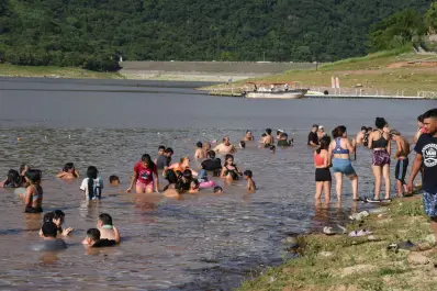 Temporada 2026 en El Cadillal: entre kayak, rappel y relax, ¿cuál es el presupuesto necesario para pasar un día en el dique?