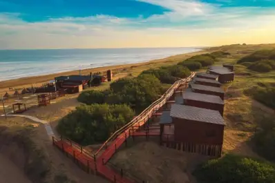Ideales para descansar: tres playas ocultas y tranquilas de la costa argentina para descubrir este verano 2026
