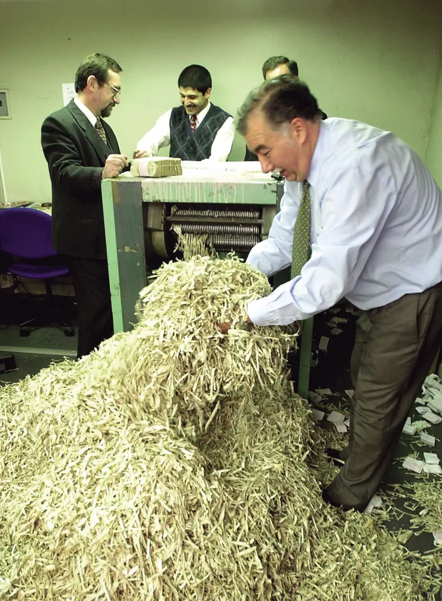 Recuerdos fotográficos: el final de los Bocade, triturados por la guillotina