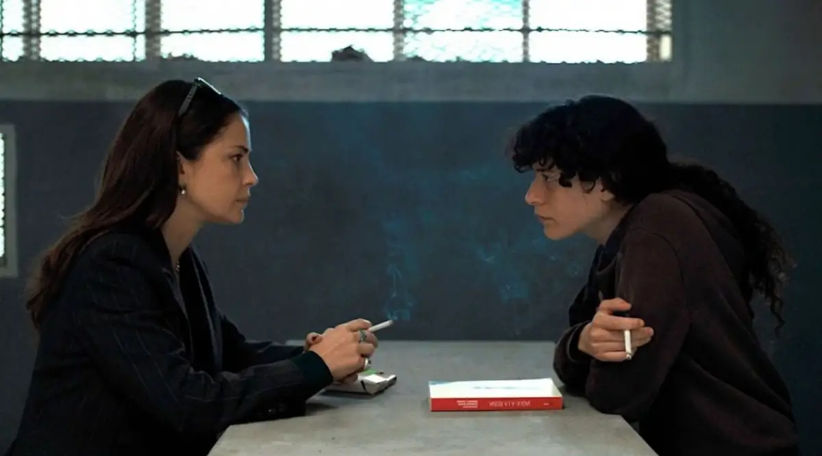 EXPECTATIVA. Dolores Fonsi y Camila Plaate en una escena de “Belén”, la película que compite esta noche en la gala de los Critic’s Choice Awards.