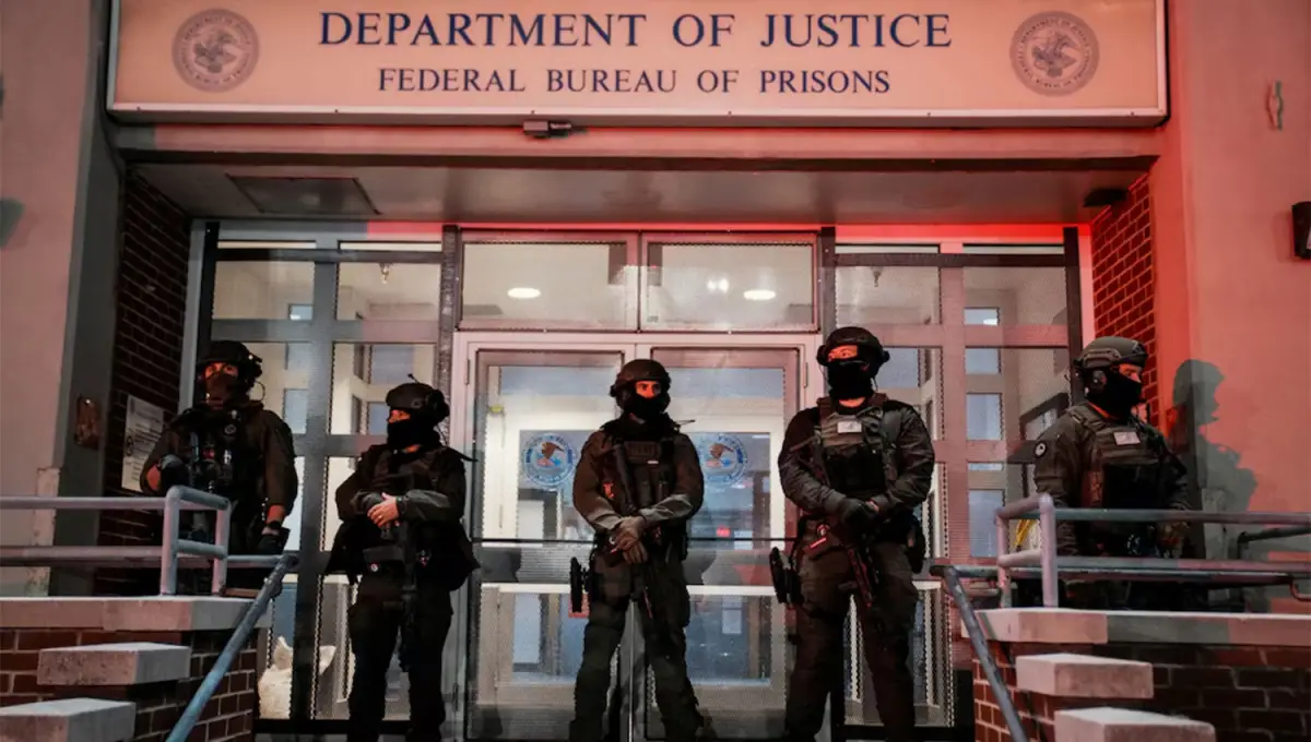 EN BROOKLYN. El MDC es una cárcel cuestionada por sus condiciones de encierro y su extrema seguridad. 