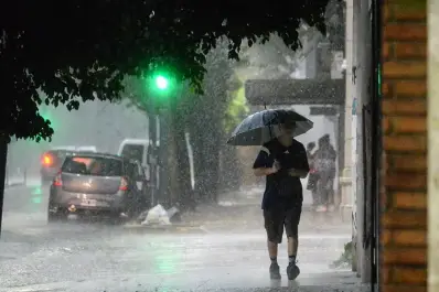 Alerta amarilla en tres provincias: a qué hora se esperan las tormentas más fuertes