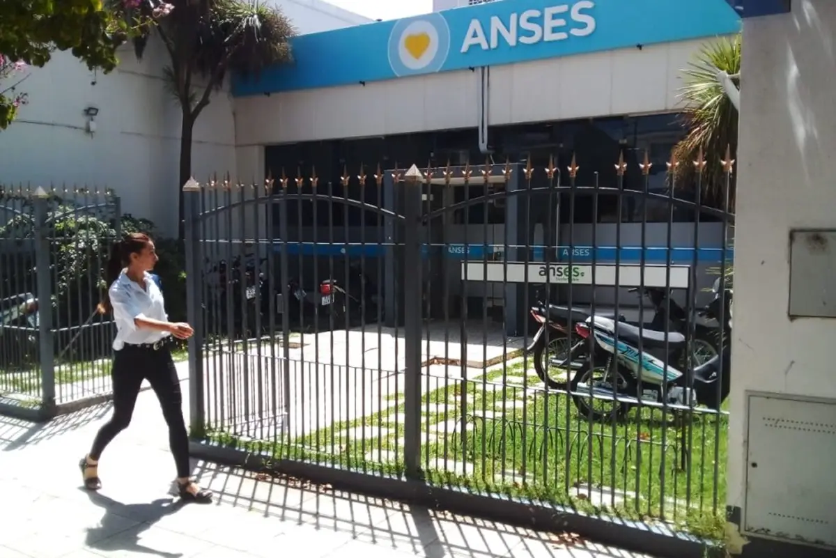 Mi Anses: cuánto se pagará por Tarjeta Alimentar y AUH en enero