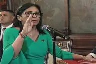 Delcy Rodríguez juró como presidenta interina de Venezuela tras la captura de Nicolás Maduro