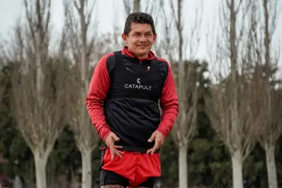 Pulga Rodríguez, sin lugar en Colón y con licencia prolongada: ¿podría cerrar su carrera en Tucumán?