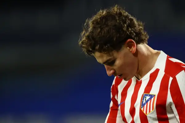 El duro informe de la prensa española sobre el presente de Julián Álvarez en Atlético de Madrid