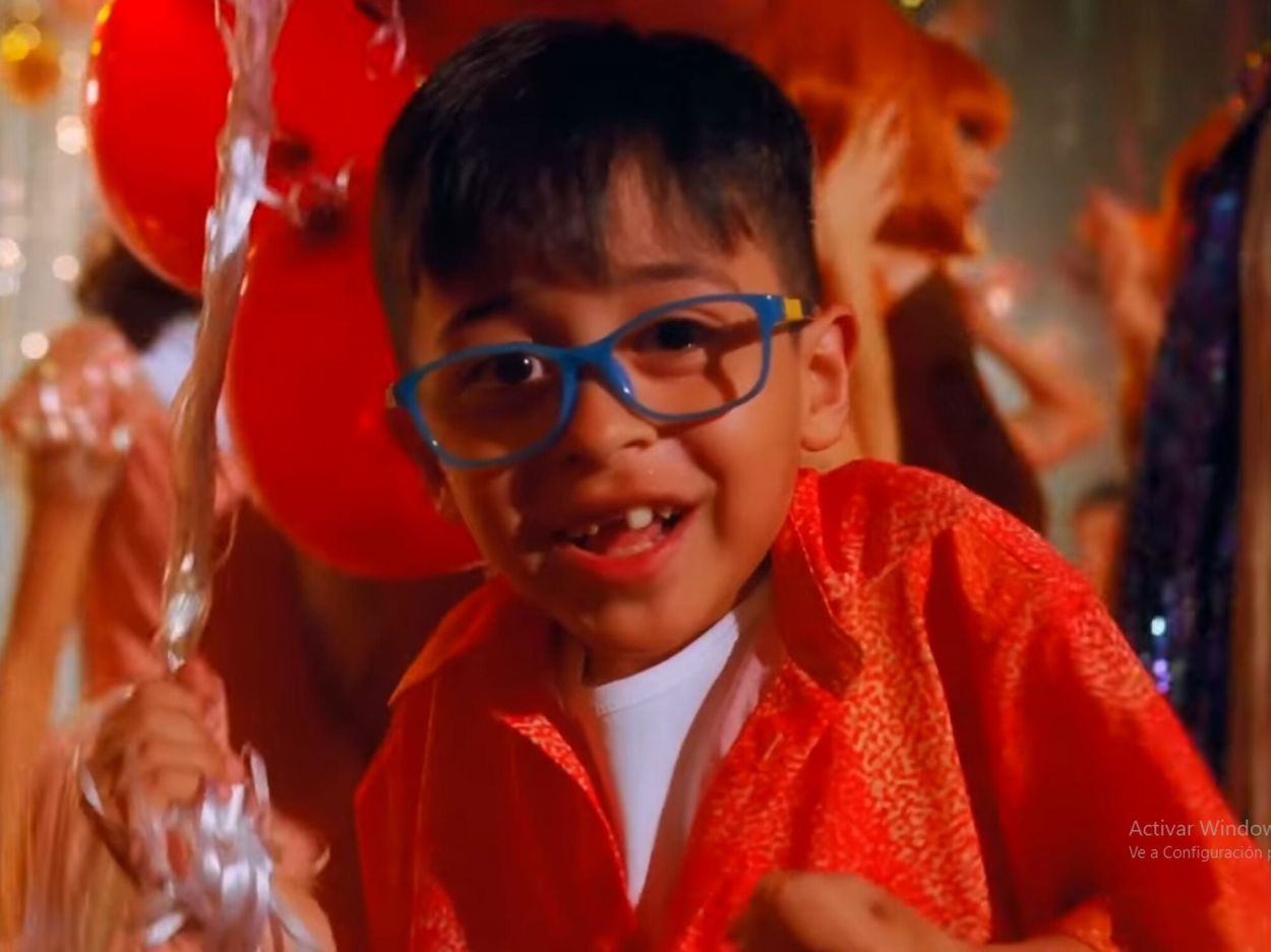 LA FILMACIÓN. El niño actuó en el videoclip “Tropicoqueta” de Karol G. la gaceta / fotos de Matías quintana