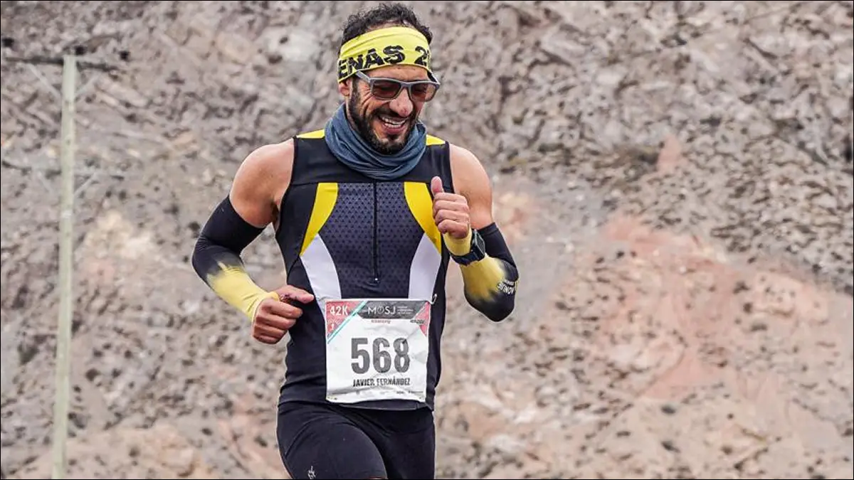 CAMINO MARCADO. El Spartathlon fue una de las experiencias que moldearon la mentalidad de Javier Fernández Figueroa y que hoy explican por qué vuelve a ponerse frente a desafíos extremos, esta vez en una ultramaratón de 240 kilómetros en Brasil.