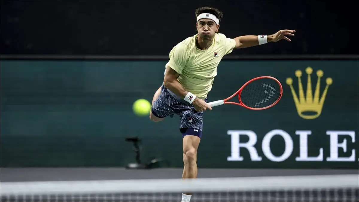 SIN MARGEN. Comesaña no logró afirmarse en su debut en Hong Kong y quedó eliminado en la primera ronda del torneo.