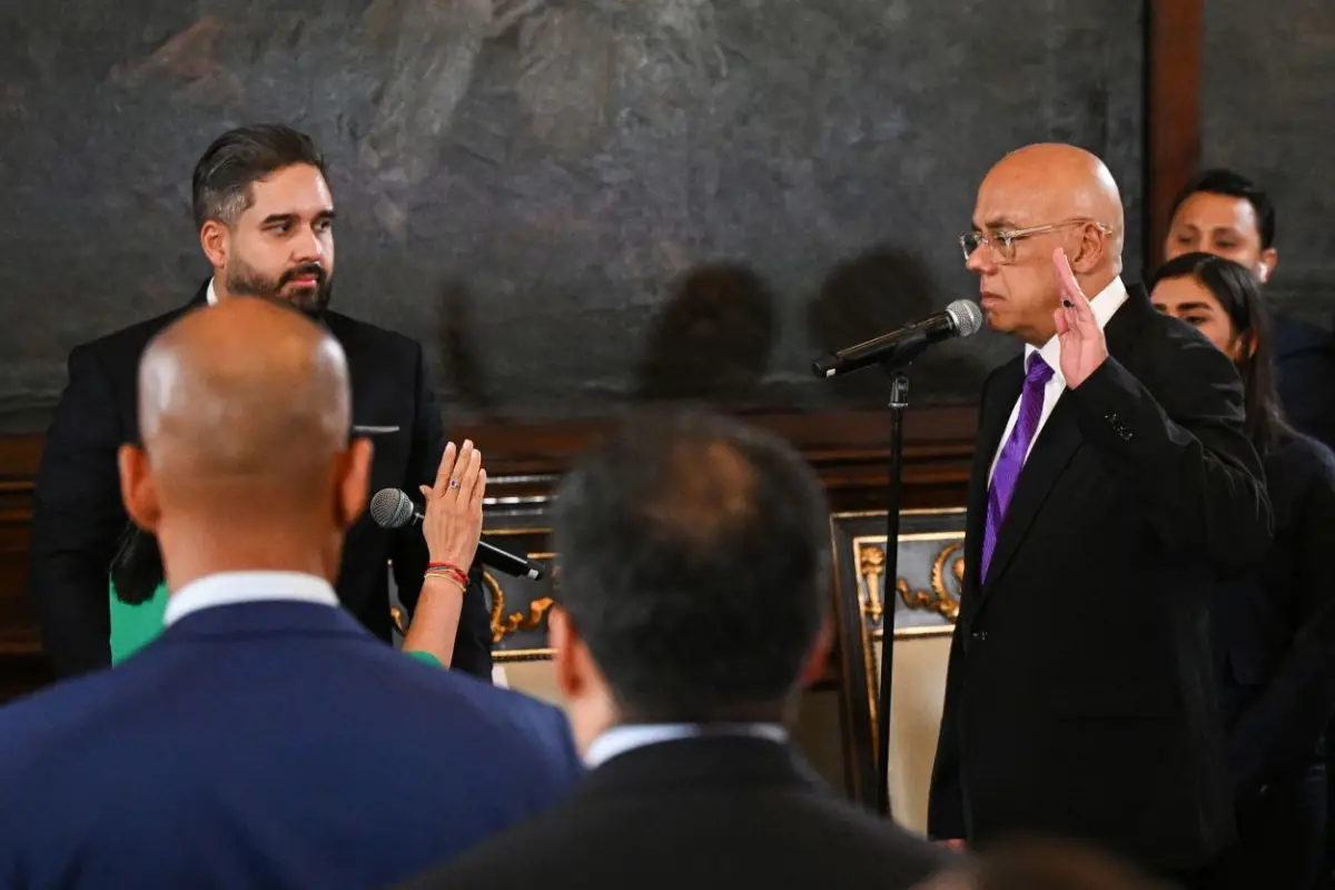 El Parlamento de Venezuela reeligió a Jorge Rodríguez, hermano de la presidenta interina, Delcy Rodríguez.