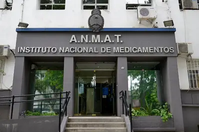 Milei aceptó la renuncia de la titular de la Anmat y designó a Luis Eduardo Fontana