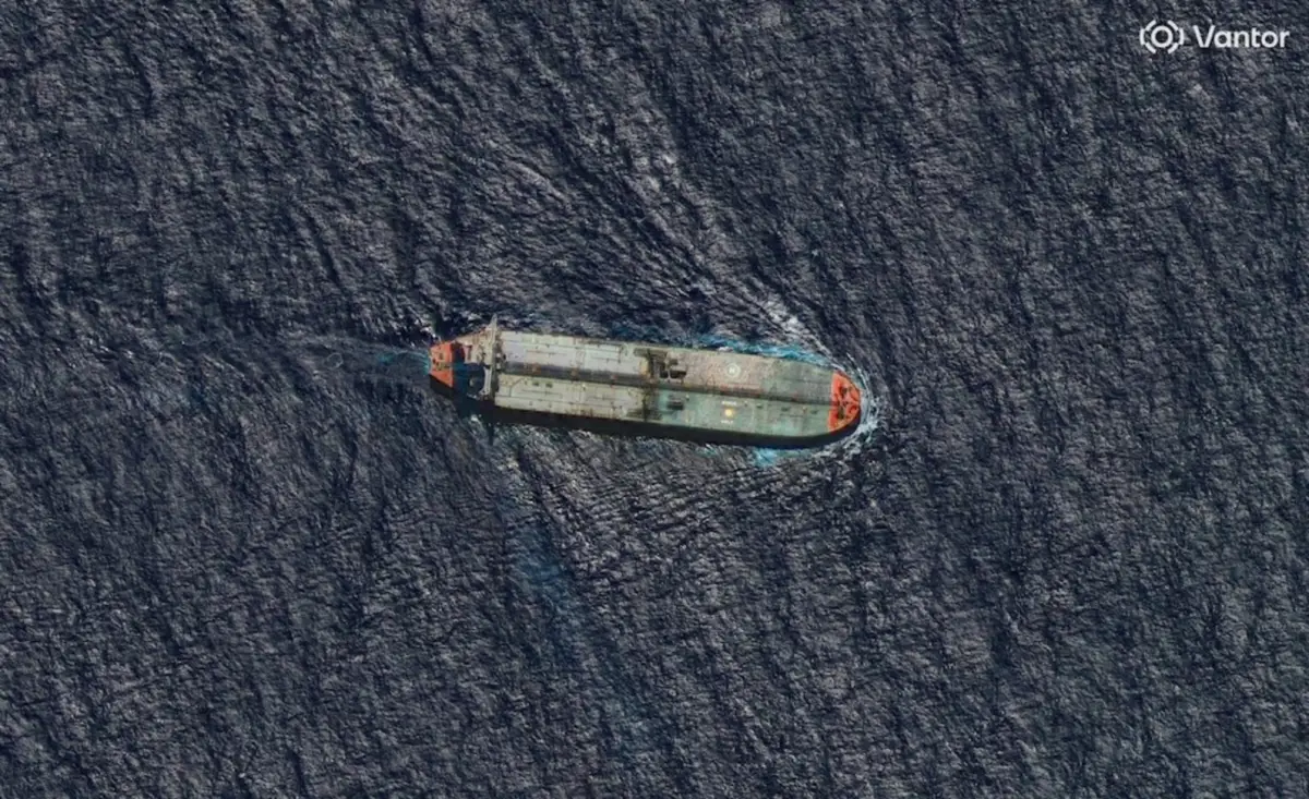 EEUU incautó un petrolero que se dirigía a Rusia tras una persecución de dos semanas en el Atlántico