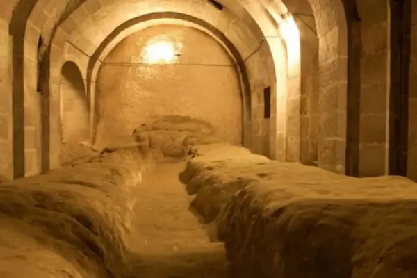 La asombrosa ciudad subterránea que llegó a albergar a 20.000 personas