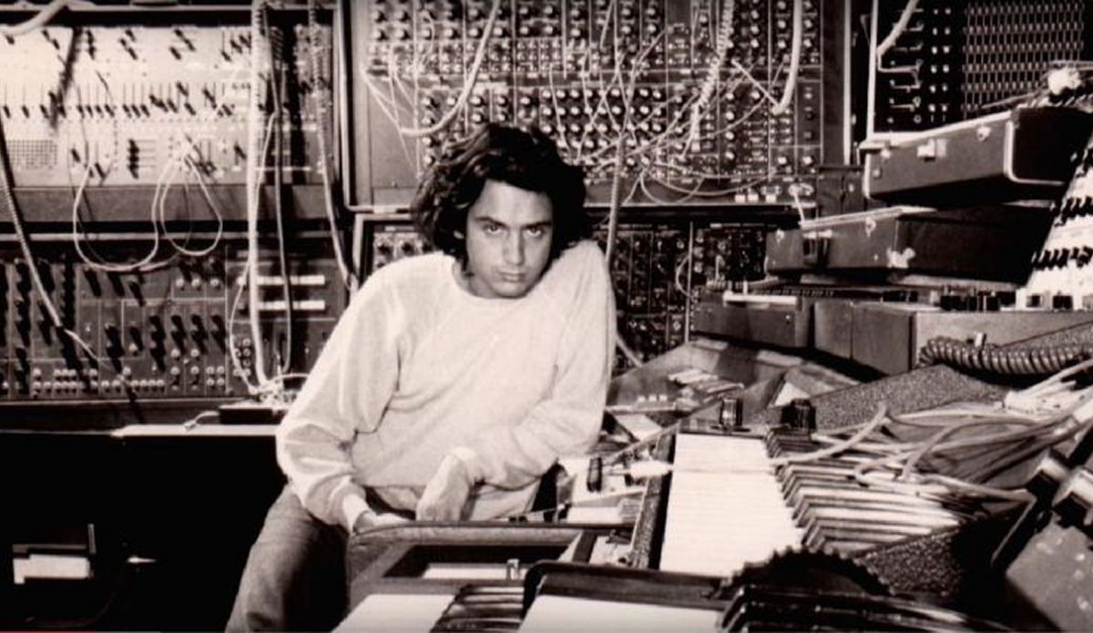 EL PADRINO DE LA ELECTRÓNICA. Jean-Michel André Jarre Pejot, más conocido como Jean-Michel Jarre, es un compositor e intérprete francés de música electrónica. / WIKIPEDIA