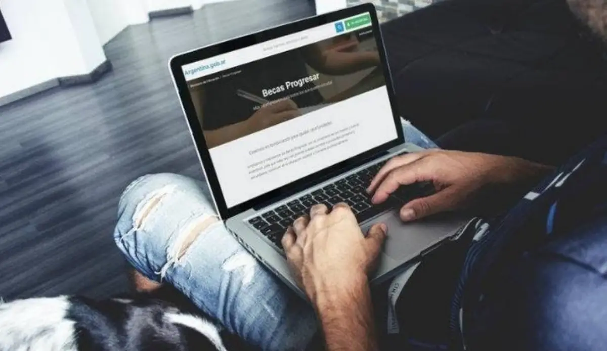 Los estudiantes tendrán su pago de este mes, pese a la finalización de clases.