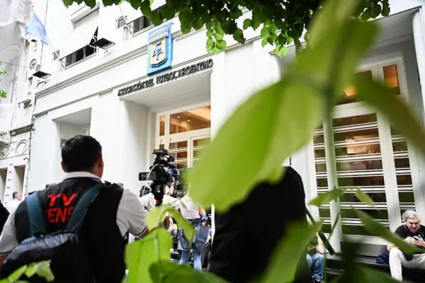 Polémica en la AFA: el Gobierno recurriría a un veedor y citaría a los contadores que aprobaron el balance