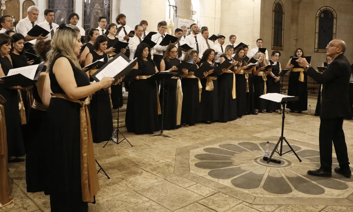 CONVOCATORIA. El Ente Cultural busca perfiles con formación y experiencia para dirigir el Coro Estable en 2026.