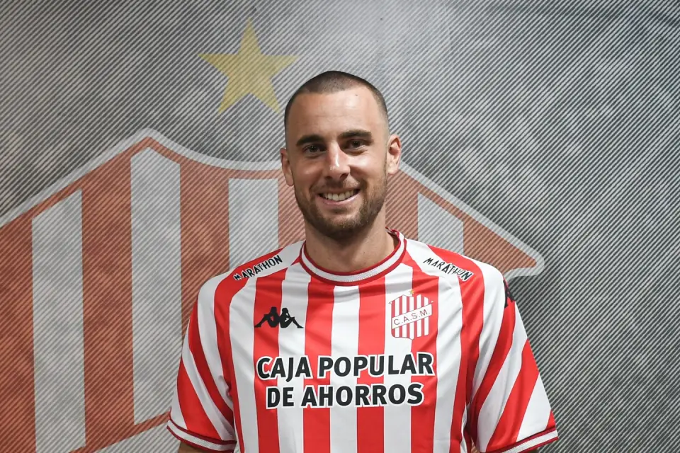 CON ALEGRÍA. Así vive el zaguero central Nicolás Fosa Ferreyra su llegada a San Martín.