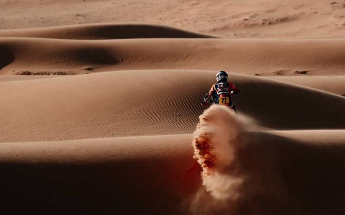 DURA JORNADA. Luciano, el menor de los Benavides, cerró una muy buena jornada y se prepara para la siguiente etapa. | FOTO: Dakar.com