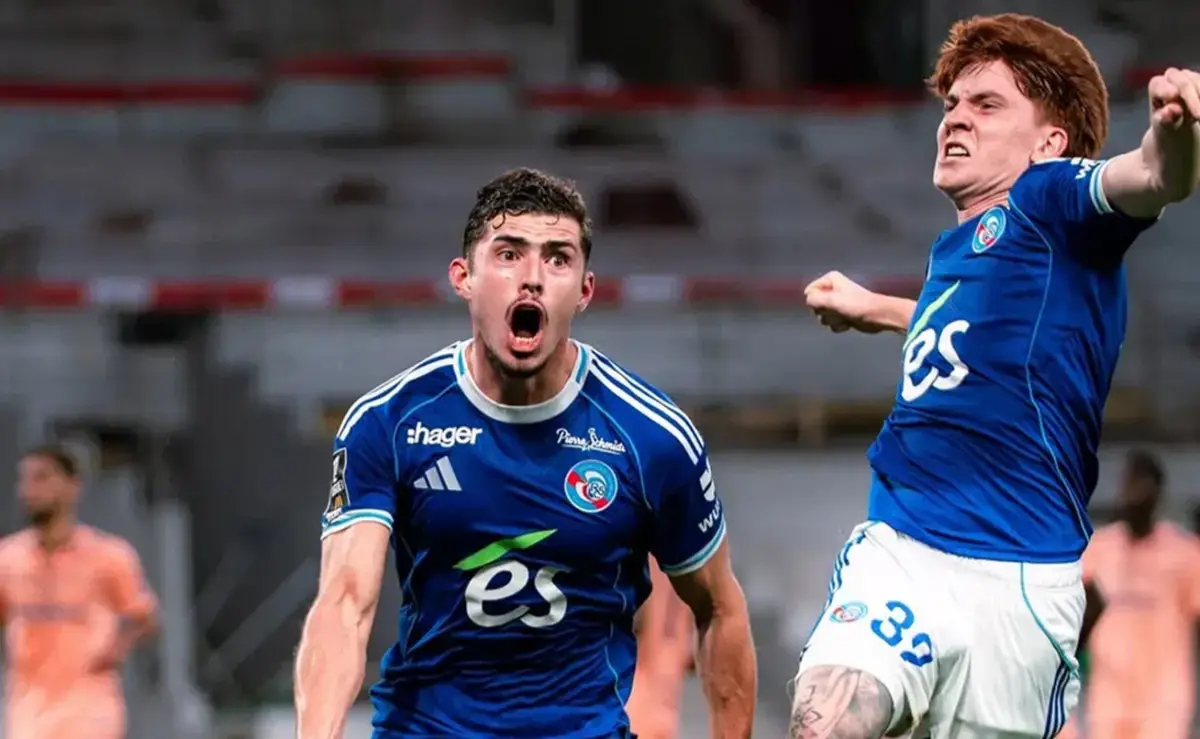 EN CARRERA. La dupla del Racing de Estrasburgo busca su lugar en la lista mundialista.