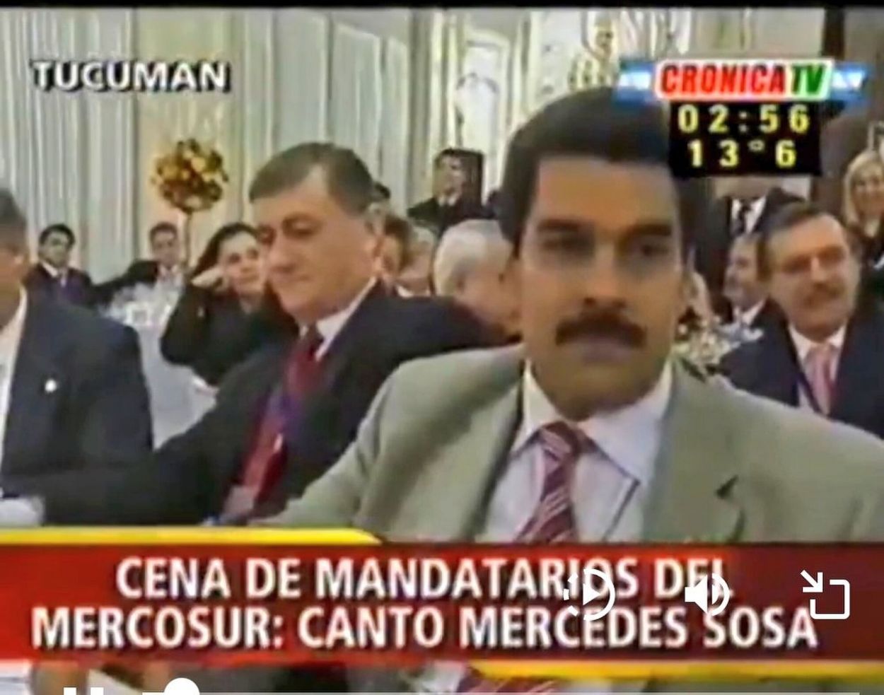 EN TV. Las cámaras captan a Maduro, en el concierto de Mercedes Sosa.