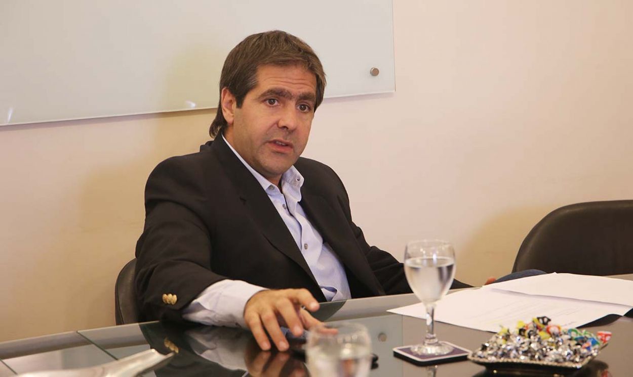 ESPECIALISTA. Ramiro Hernández.