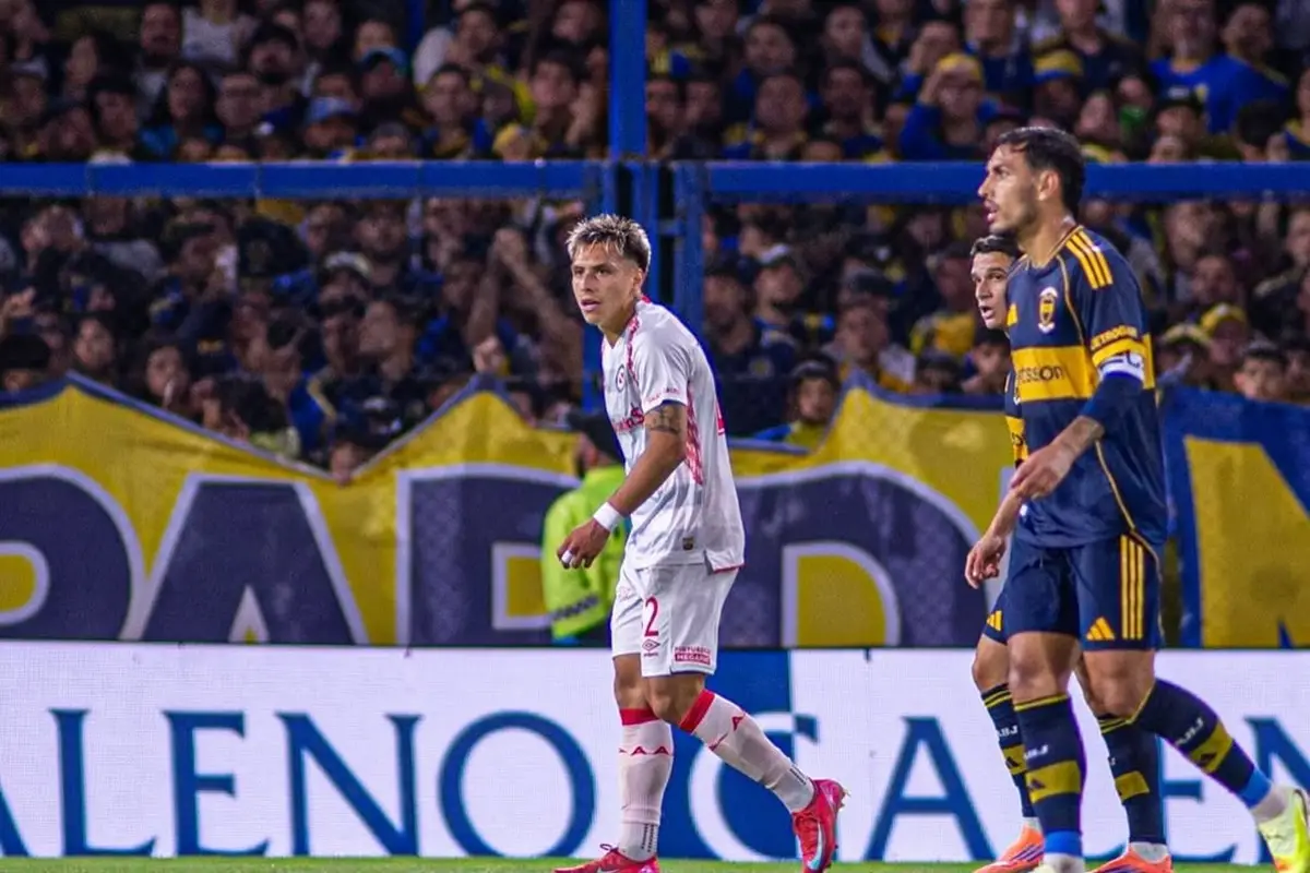 EN ACCIÓN. Lautaro Ovando participó de los cuartos de final del torneo Clausura con Argentinos.