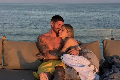 Tini Stoessel le dibujó unos corazones y Rodrigo De Paul se los tatuó