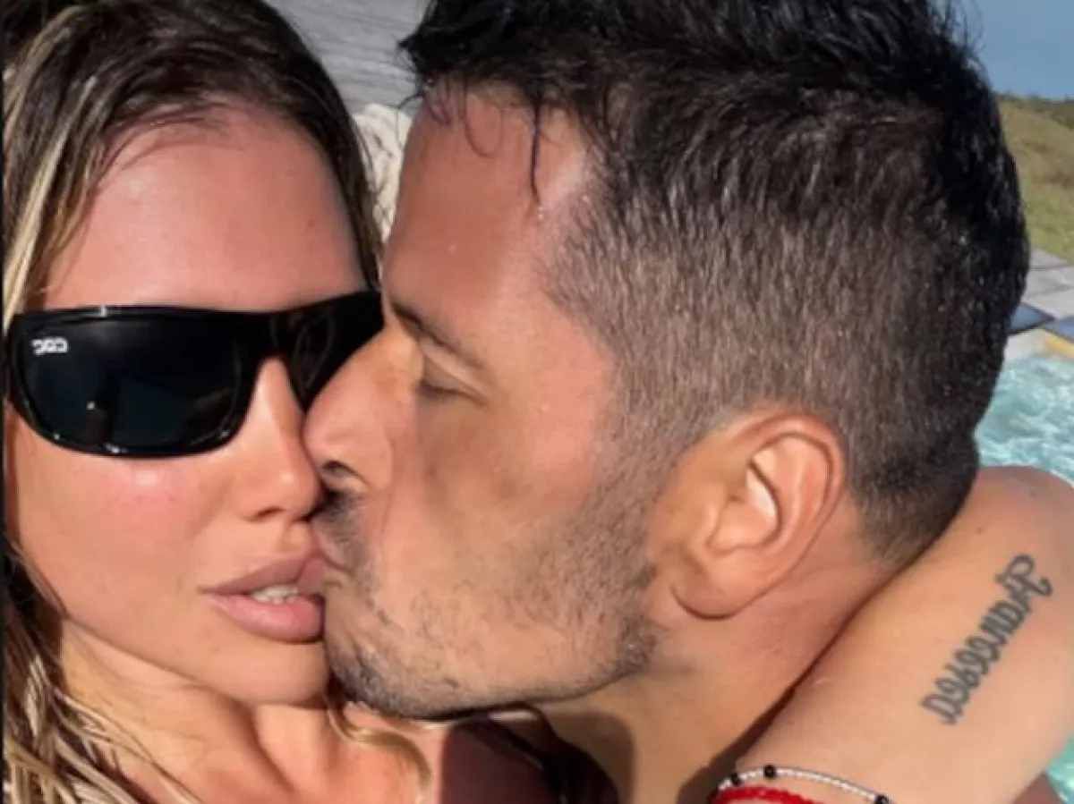 Chape a full: Ángel de Brito mandó al frente a Wanda Nara con un encuentro prohibido en la pileta