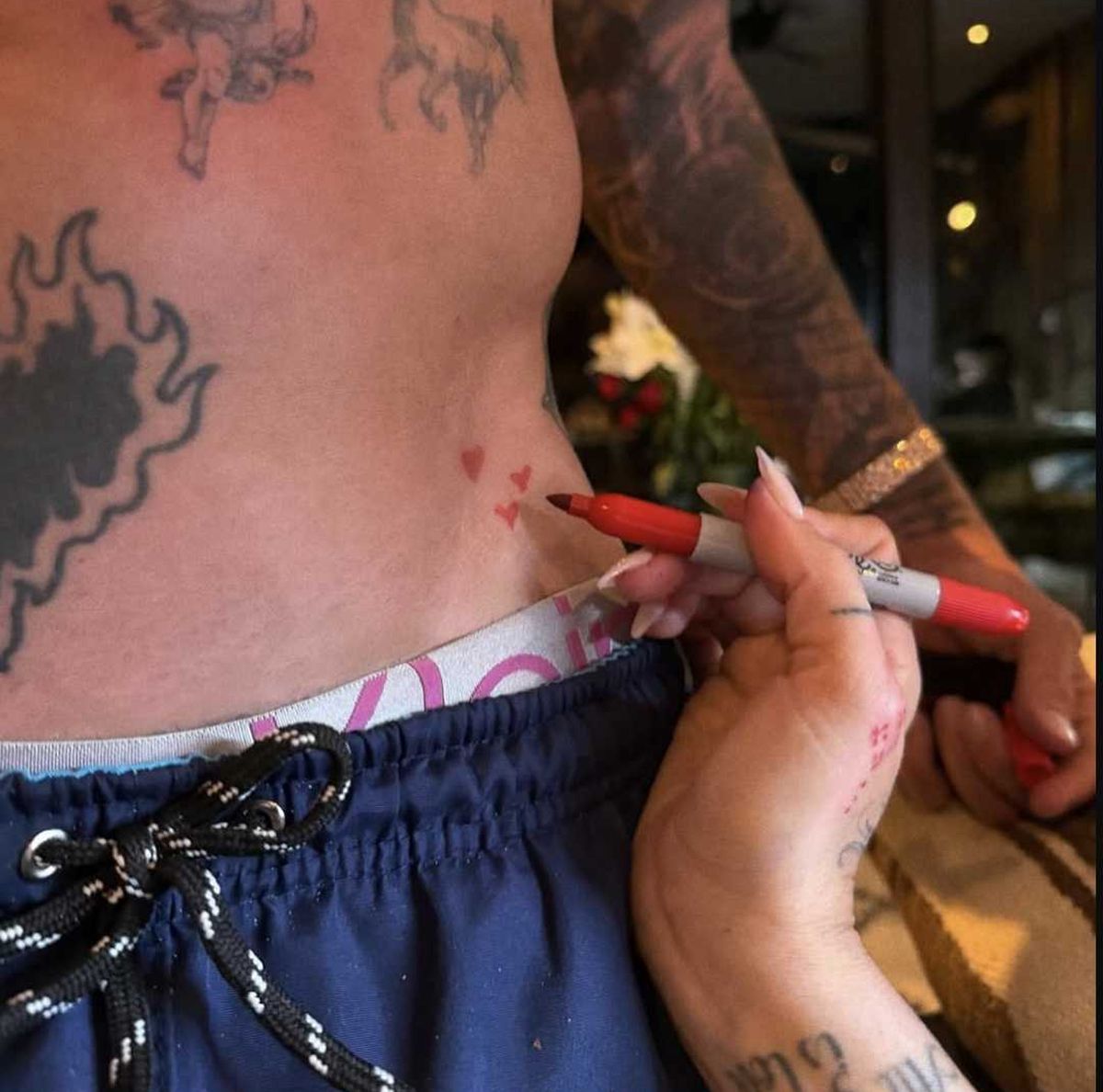 La creación de Tini Stoessel que dejó marca en la piel de De Paul.