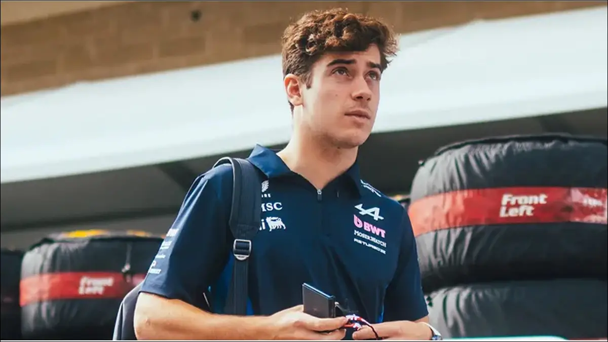 ENFOCADO. Colapinto retomó los entrenamientos mientras espera su primer contacto con el monoplaza 2026 de Alpine.