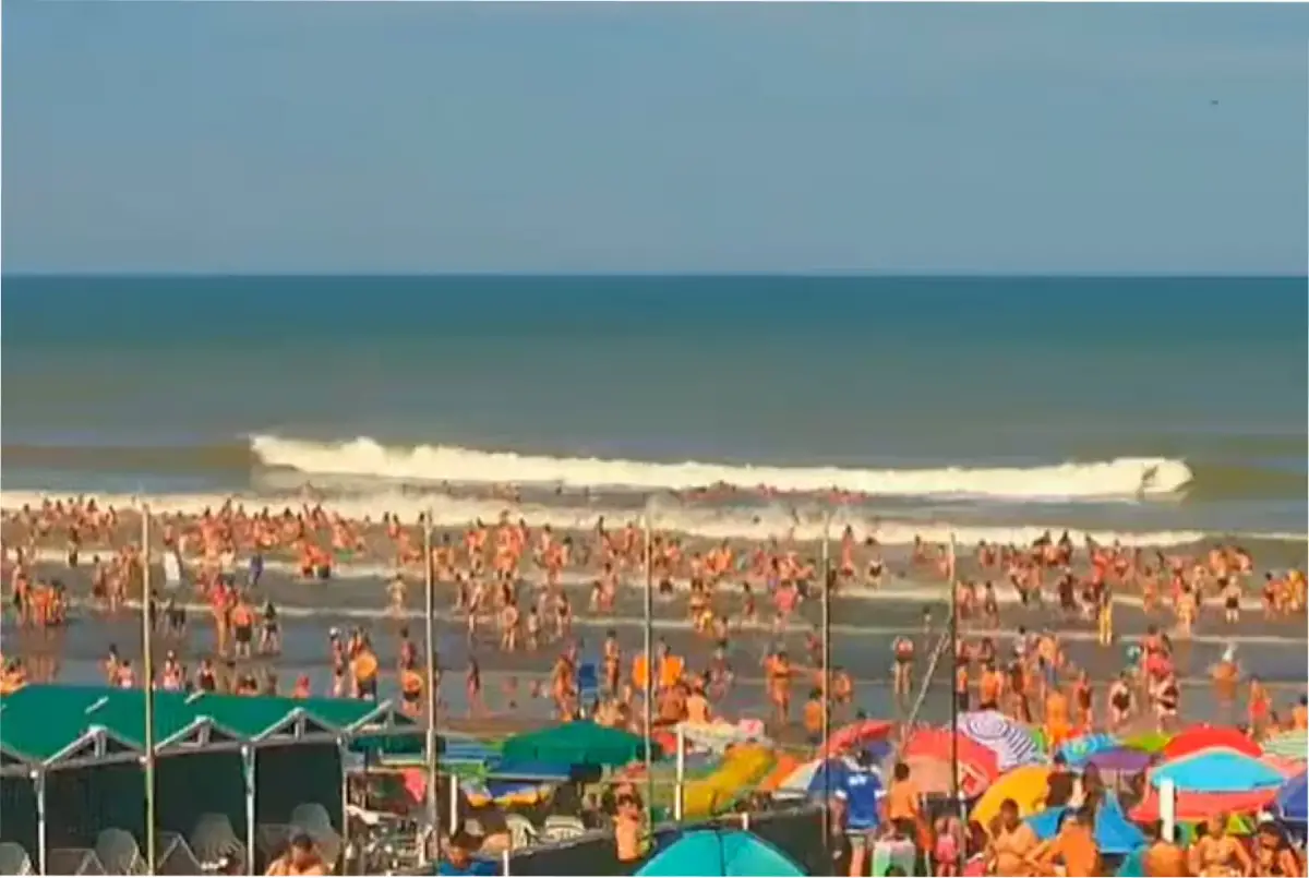 Meteotsunami en Mar Chiquita: las olas alcanzaron los cinco metros.