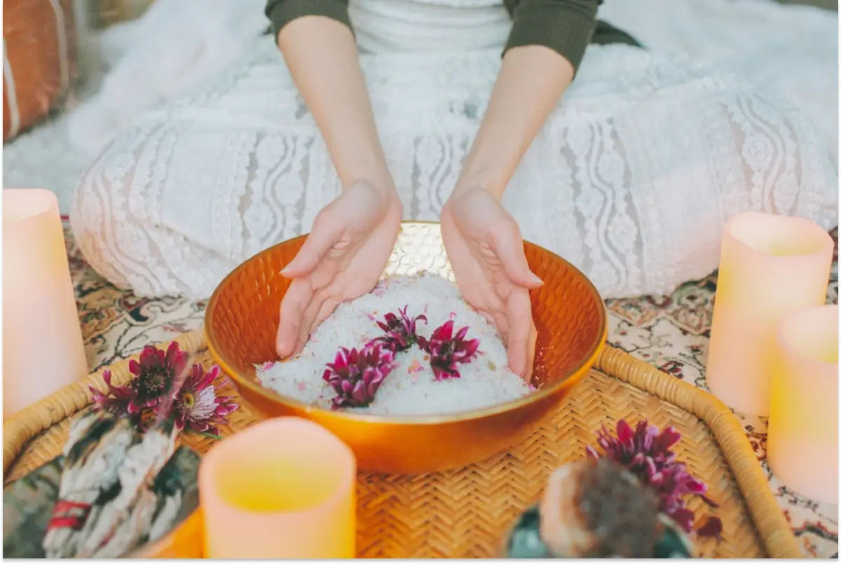 Tres formas de convertir las energías negativas en algo renovado y menos pesado.