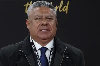 Escándalo en la AFA: un sponsor frenó pagos, exigió una auditoría y pidió la salida de Chiqui Tapia